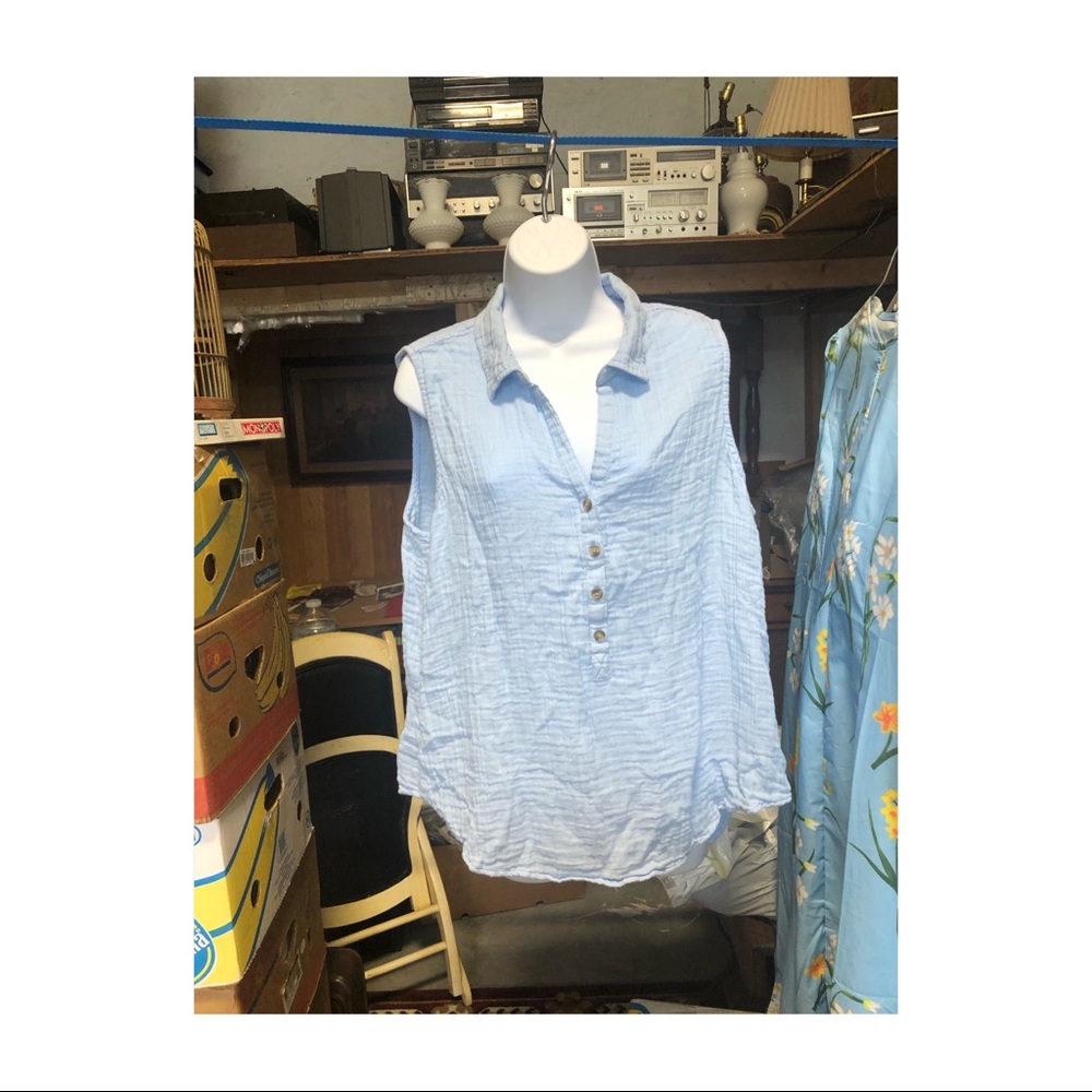 Blue Quarter Button-Up Tanktop